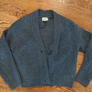 Universal Thread Textured Grey Cardigan